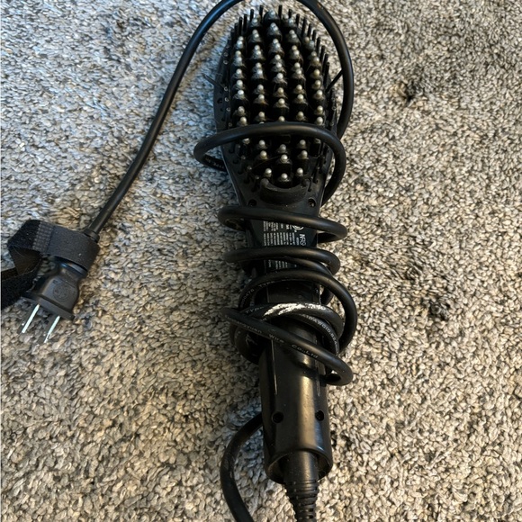 Straightening brush - Picture 2 of 2